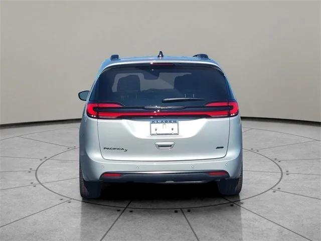 new 2024 Chrysler Pacifica car, priced at $43,635