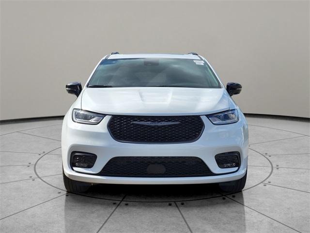 new 2026 Chrysler Pacifica car, priced at $49,005