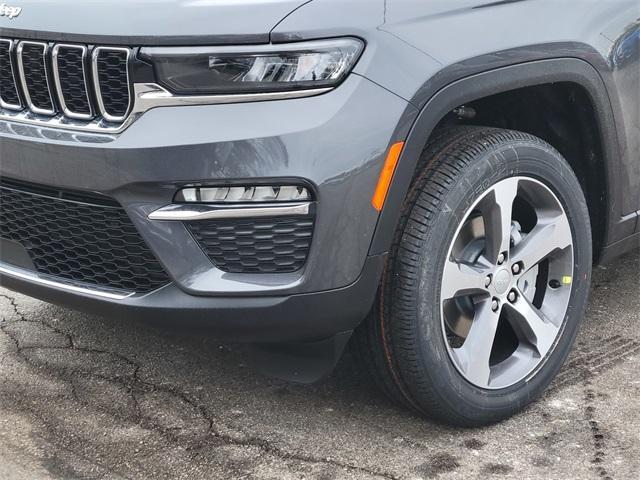 new 2025 Jeep Grand Cherokee car, priced at $44,935