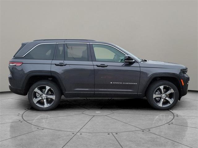 new 2025 Jeep Grand Cherokee car, priced at $44,935