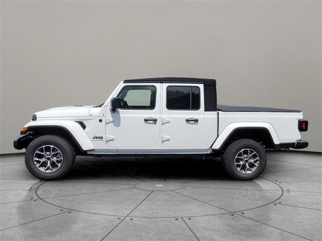 new 2024 Jeep Gladiator car, priced at $42,605