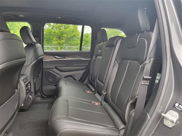 new 2025 Jeep Grand Cherokee car, priced at $45,505