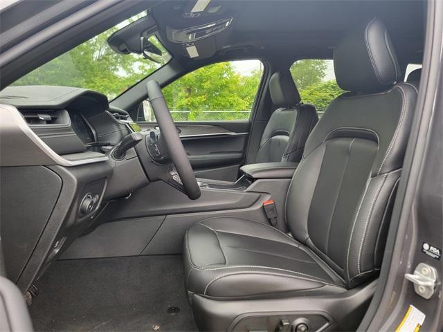 new 2025 Jeep Grand Cherokee car, priced at $45,505