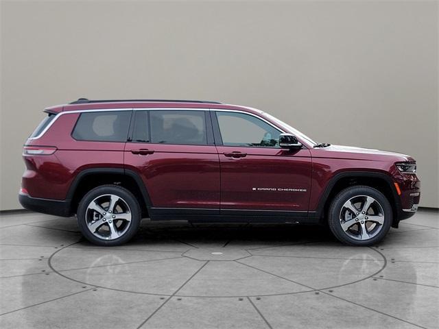 new 2025 Jeep Grand Cherokee L car, priced at $50,697