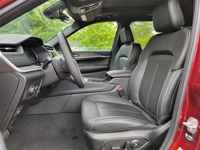 new 2025 Jeep Grand Cherokee L car, priced at $50,697
