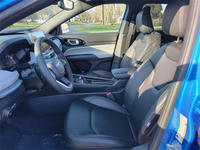 new 2025 Jeep Compass car, priced at $32,435