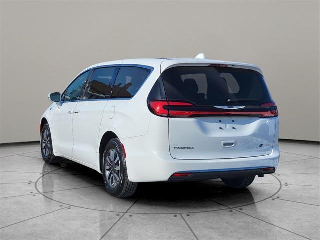 used 2022 Chrysler Pacifica Hybrid car, priced at $29,888