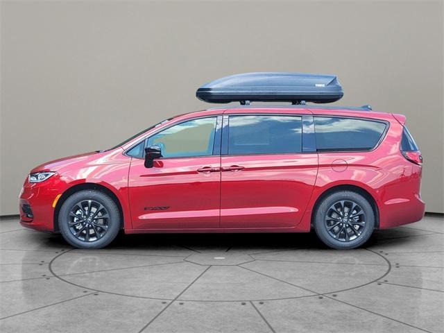 new 2025 Chrysler Pacifica car, priced at $45,287