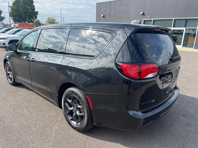 used 2019 Chrysler Pacifica car, priced at $24,788