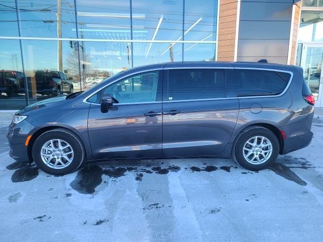 used 2023 Chrysler Pacifica car, priced at $33,867