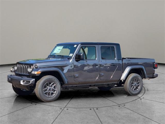 new 2025 Jeep Gladiator car, priced at $46,100