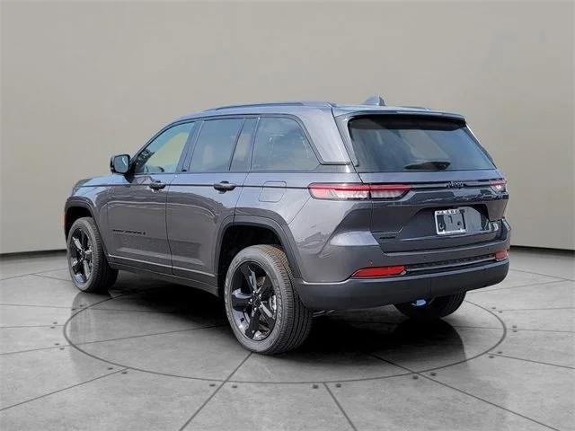 new 2024 Jeep Grand Cherokee L car, priced at $50,035