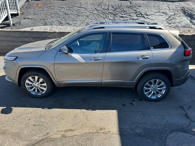 used 2016 Jeep Cherokee car, priced at $15,888