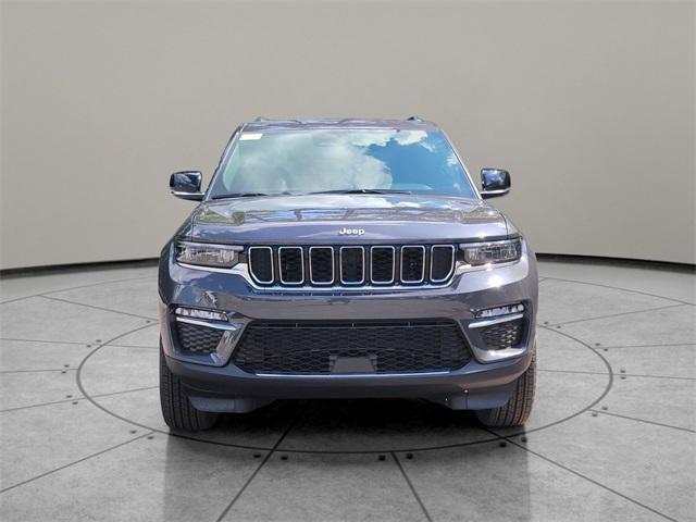 new 2025 Jeep Grand Cherokee car, priced at $45,505