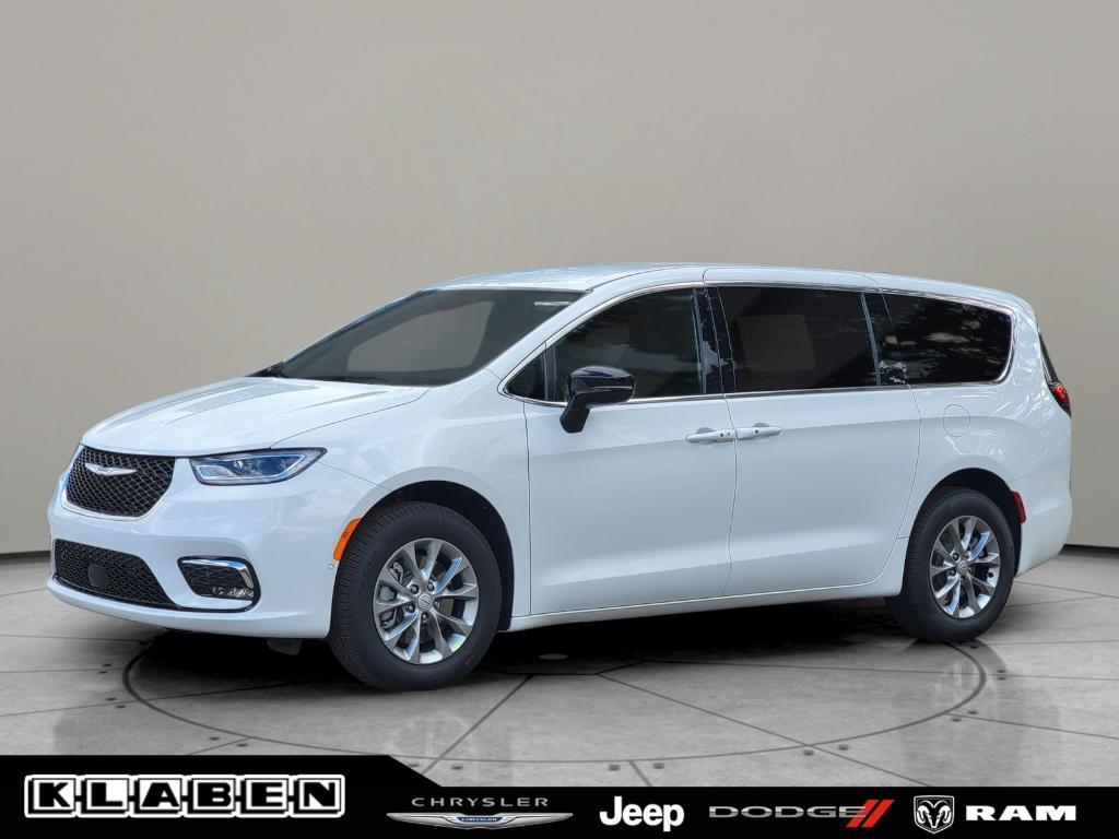 new 2026 Chrysler Pacifica car, priced at $45,165