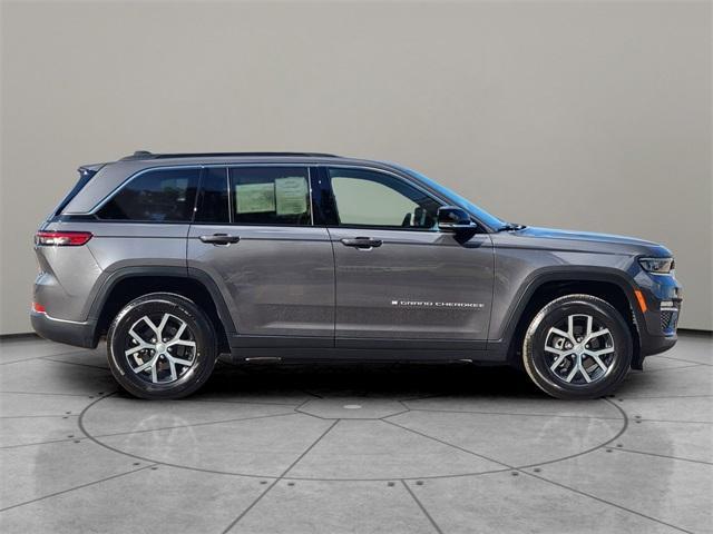 used 2024 Jeep Grand Cherokee car, priced at $38,088