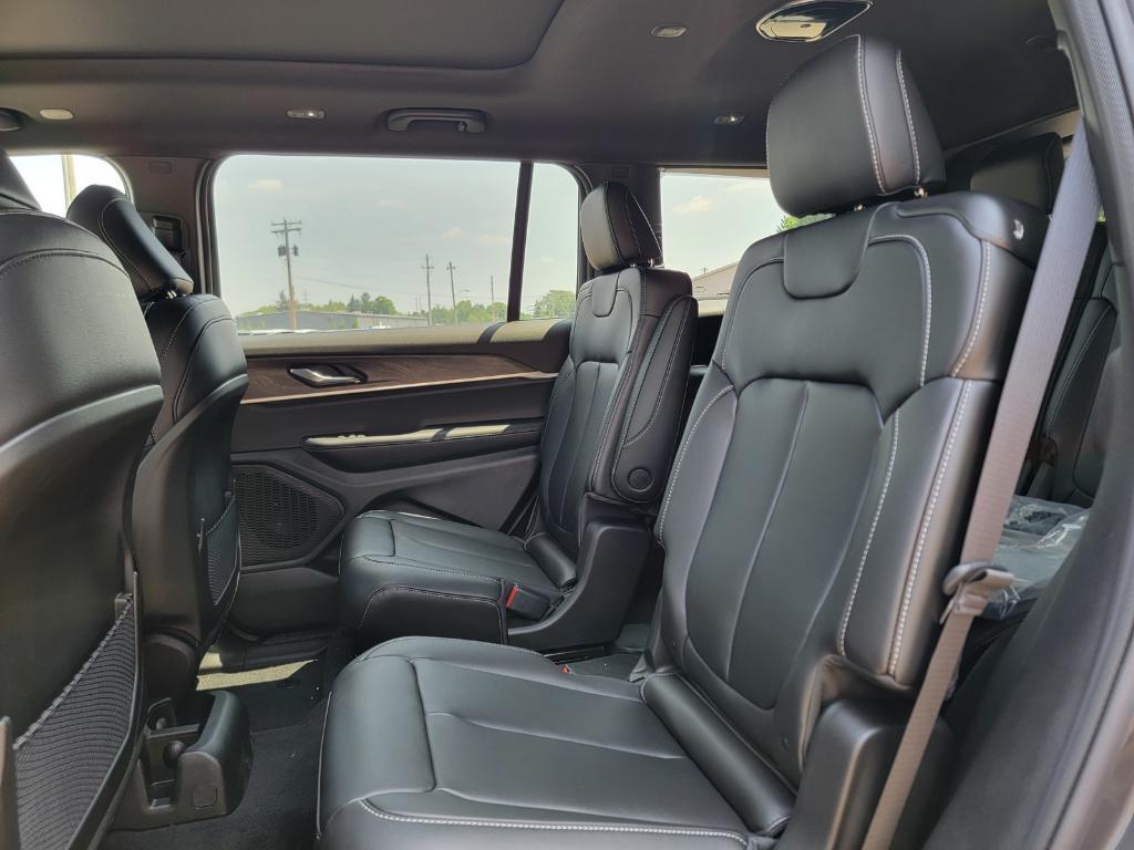 new 2025 Jeep Grand Cherokee L car, priced at $51,335