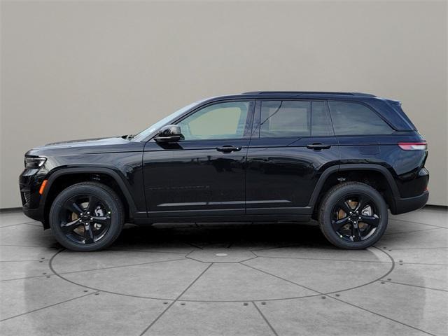 new 2025 Jeep Grand Cherokee car, priced at $45,175