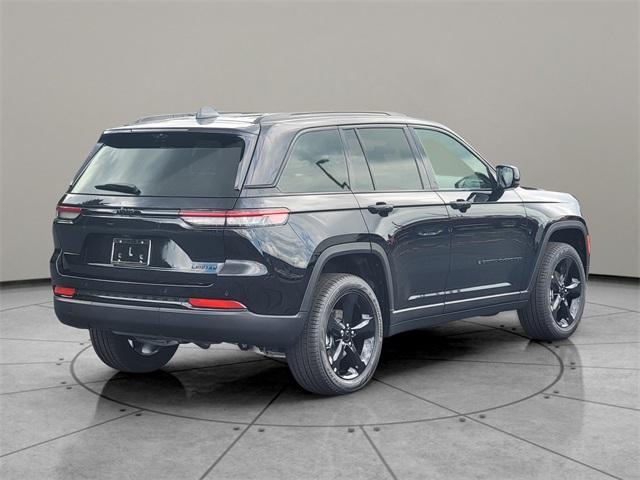 new 2024 Jeep Grand Cherokee car, priced at $47,460