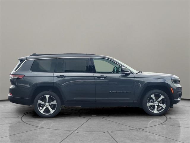 new 2024 Jeep Grand Cherokee L car, priced at $49,035