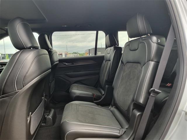 new 2025 Jeep Grand Cherokee L car, priced at $45,272