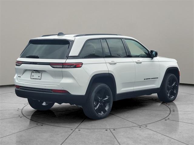 new 2024 Jeep Grand Cherokee car, priced at $43,075