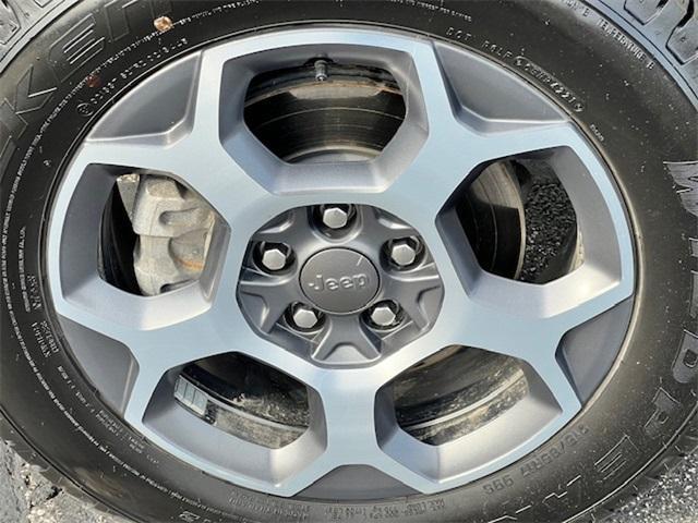used 2022 Jeep Compass car, priced at $25,052