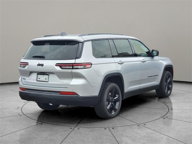 new 2024 Jeep Grand Cherokee L car, priced at $45,670