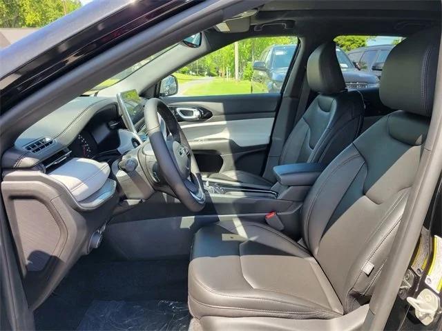 new 2024 Jeep Compass car, priced at $31,210