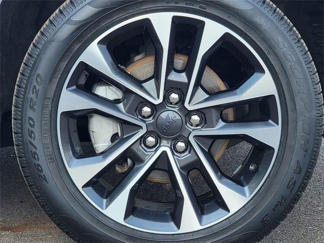 used 2022 Jeep Grand Cherokee car, priced at $37,991