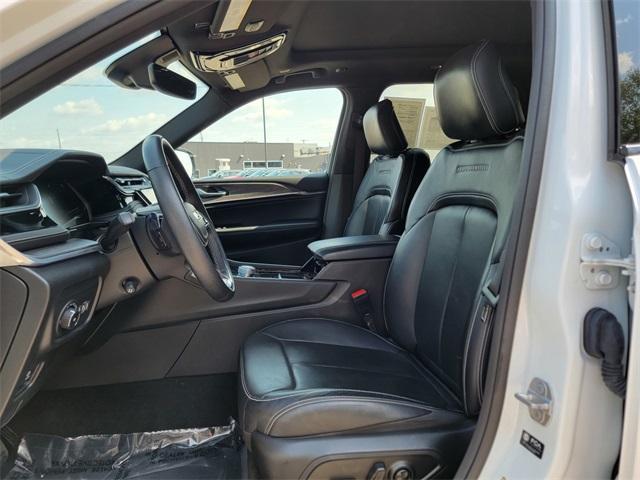used 2022 Jeep Grand Cherokee car, priced at $37,991