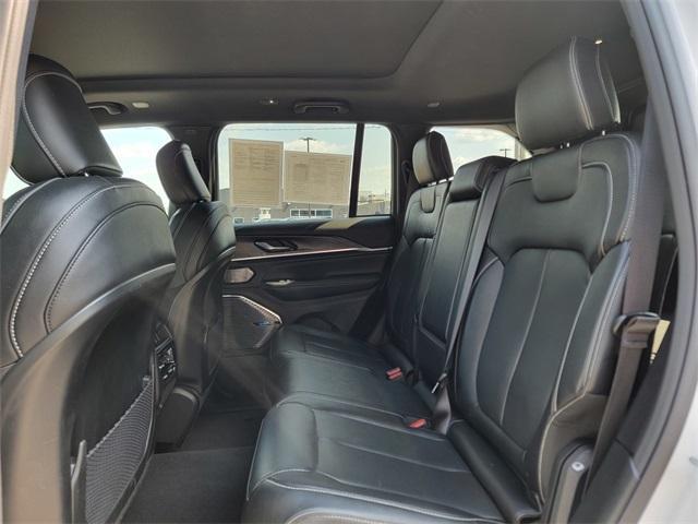 used 2022 Jeep Grand Cherokee car, priced at $37,991