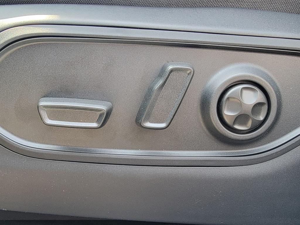 new 2025 Jeep Grand Cherokee L car, priced at $49,188