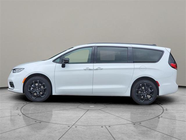 new 2026 Chrysler Pacifica car, priced at $55,655