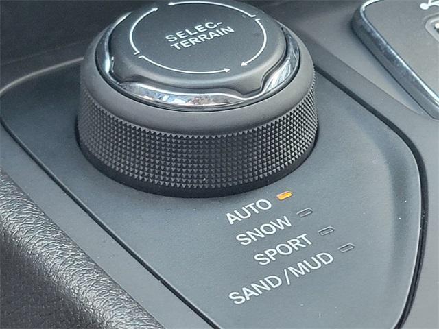 used 2021 Jeep Cherokee car, priced at $23,488