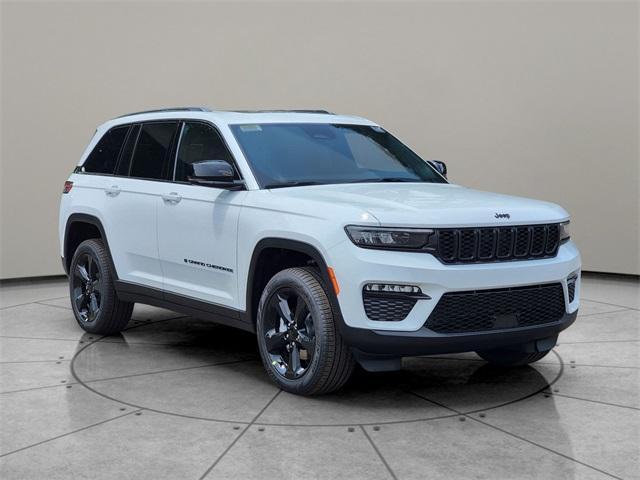 new 2025 Jeep Grand Cherokee car, priced at $47,326