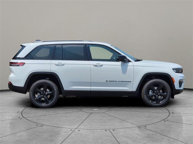 new 2025 Jeep Grand Cherokee car, priced at $47,326