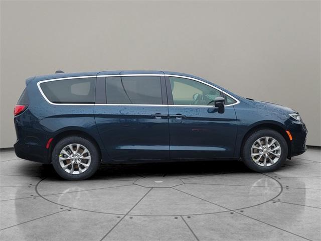 new 2025 Chrysler Pacifica car, priced at $47,310