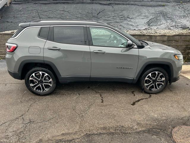 used 2022 Jeep Compass car, priced at $23,088