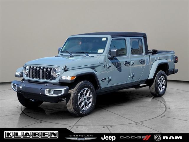 new 2024 Jeep Gladiator car, priced at $47,450