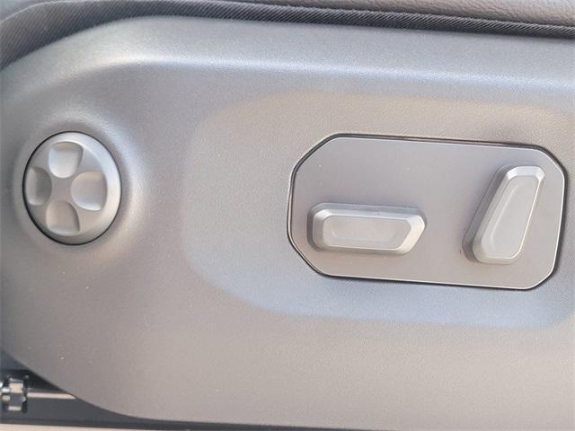 new 2025 Jeep Gladiator car, priced at $44,325