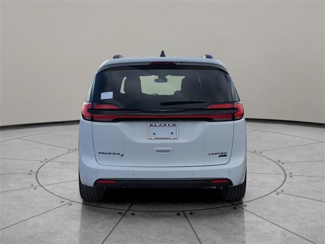 new 2025 Chrysler Pacifica car, priced at $51,540