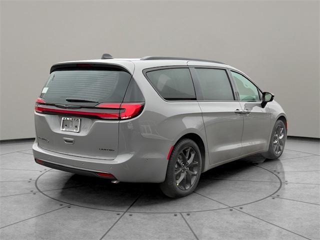 new 2025 Chrysler Pacifica car, priced at $49,040