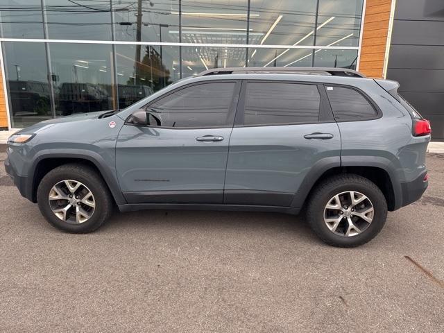 used 2015 Jeep Cherokee car, priced at $15,988