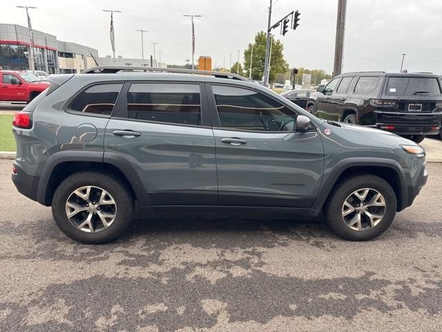 used 2015 Jeep Cherokee car, priced at $15,988