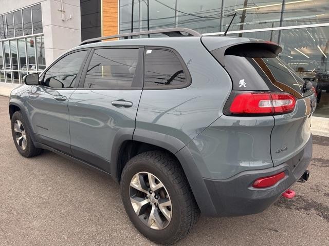 used 2015 Jeep Cherokee car, priced at $15,988