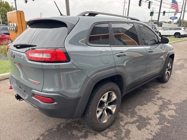 used 2015 Jeep Cherokee car, priced at $15,988