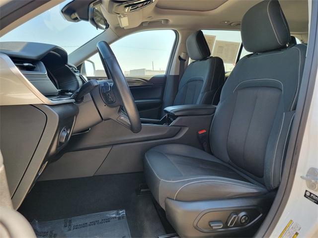 used 2022 Jeep Grand Cherokee car, priced at $26,888