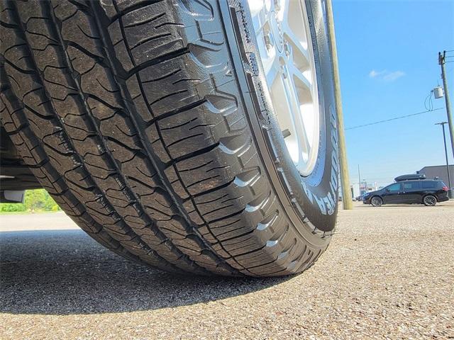 used 2022 Jeep Grand Cherokee car, priced at $26,888