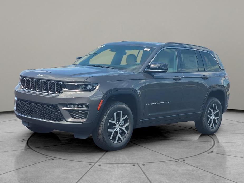 new 2024 Jeep Grand Cherokee car, priced at $40,795